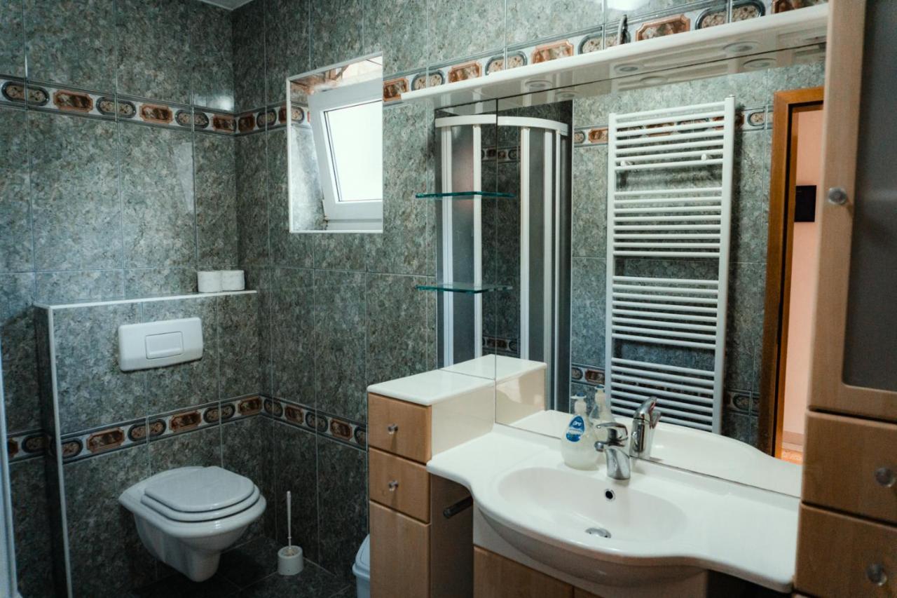 Holiday Home Rozic - Villa With Private Seasonal Heated Pool Mostar Exterior photo